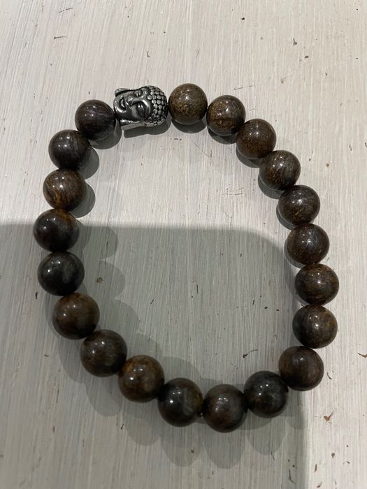 Vendo pulseira de pedras com buda