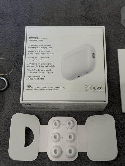 AirPods Pro 2 MagSafe Lightning – oryginalne,stan idealny