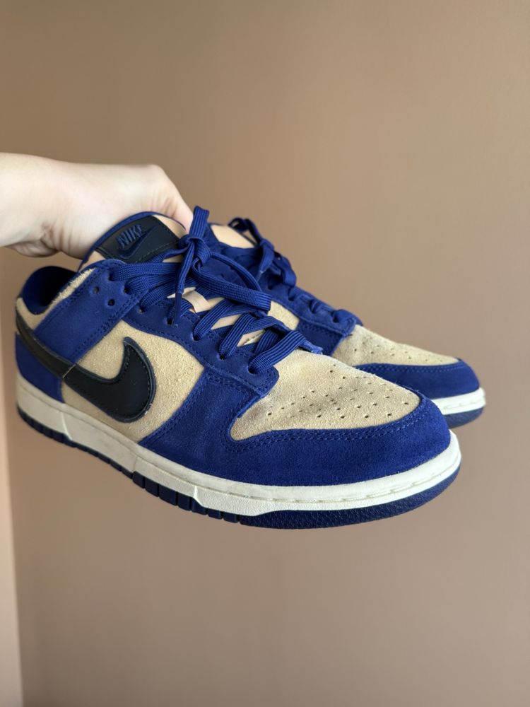 Продам женские замшевые кроссовки Nike Dunk Low