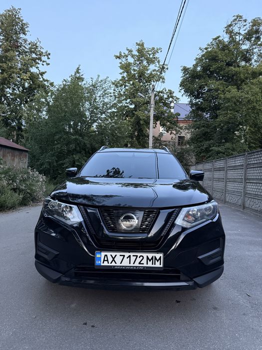 Продам автомобиль Nissan Rogue 2017 2.5 Газ