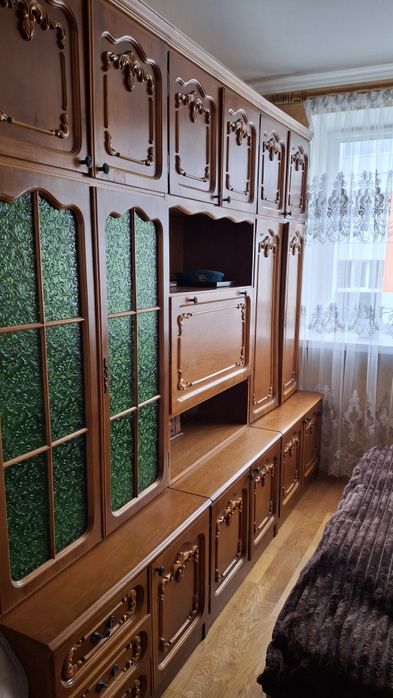 Віддам безкоштовно. Самовизначення.