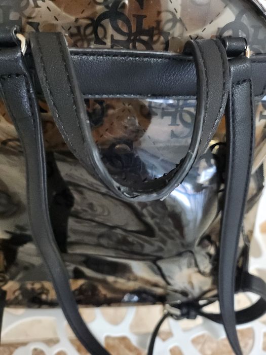Mochila Guess preta transparente