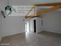 Casa térrea T0- novo. Com vista para rio douro / Ribeira.