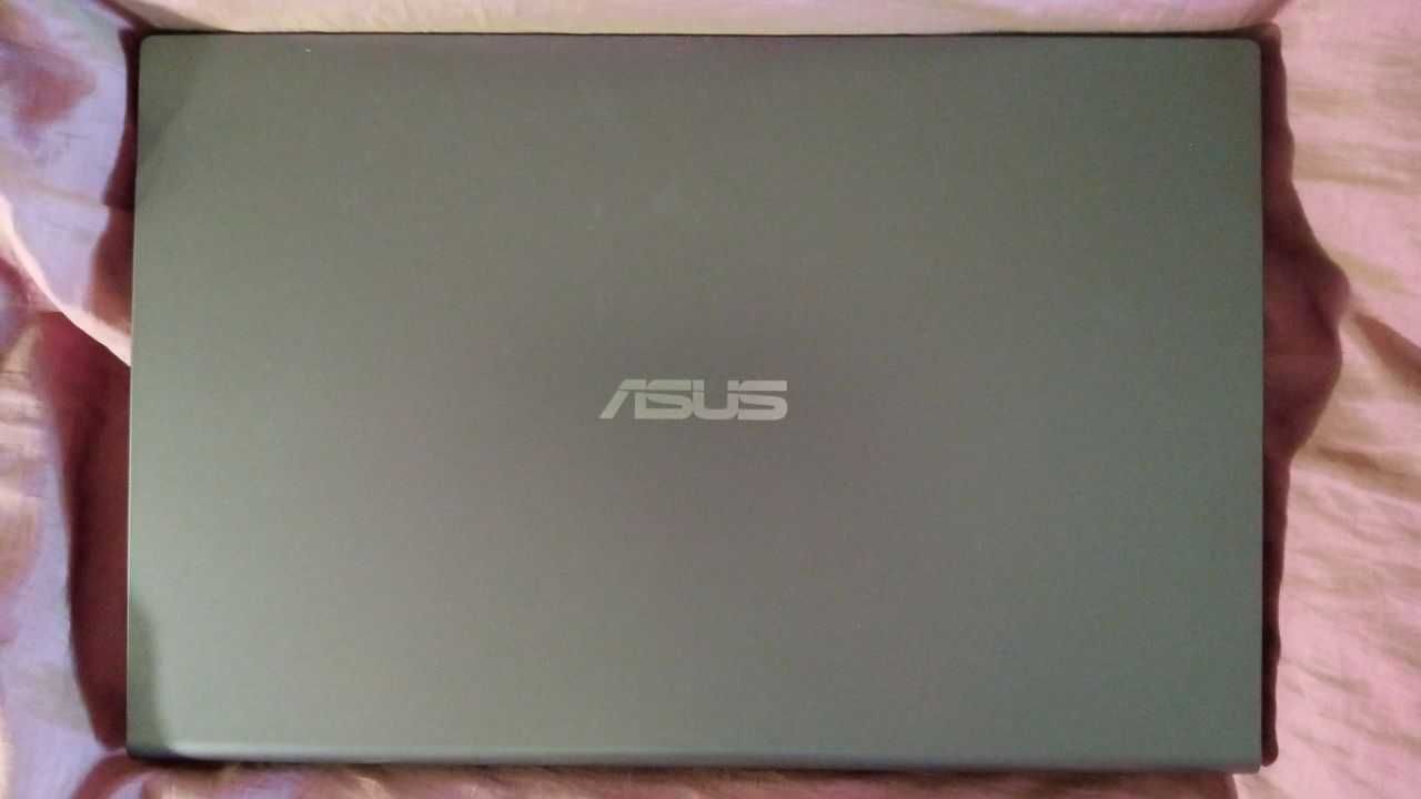 Ноутбук ASUS Laptop X515EA