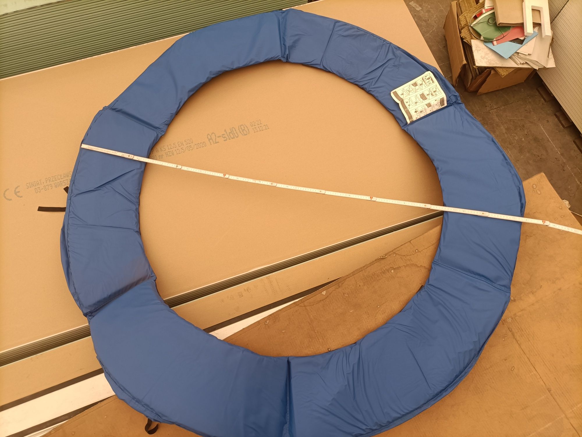 UltraSport osłona krawędzi obrzeża i spreżyn  trampoliny średnica 180c