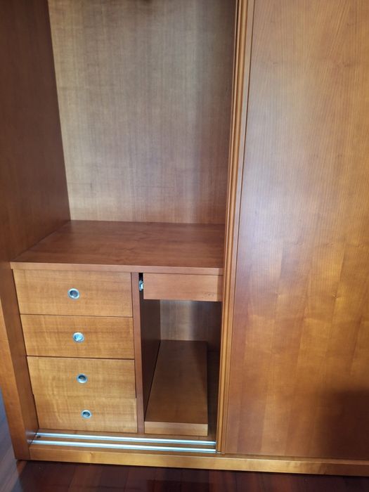 Mobilia quarto MDF folheada a cerejeira