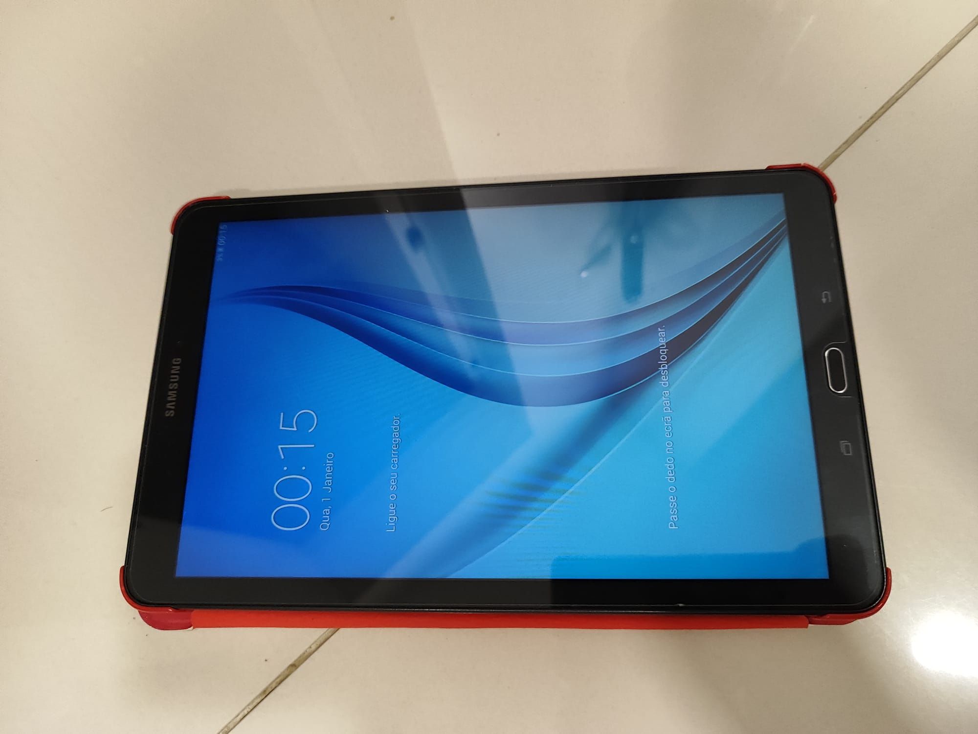 Tablet Samsung Galaxy tab E
Em bom estado 
Preço 85 euros
