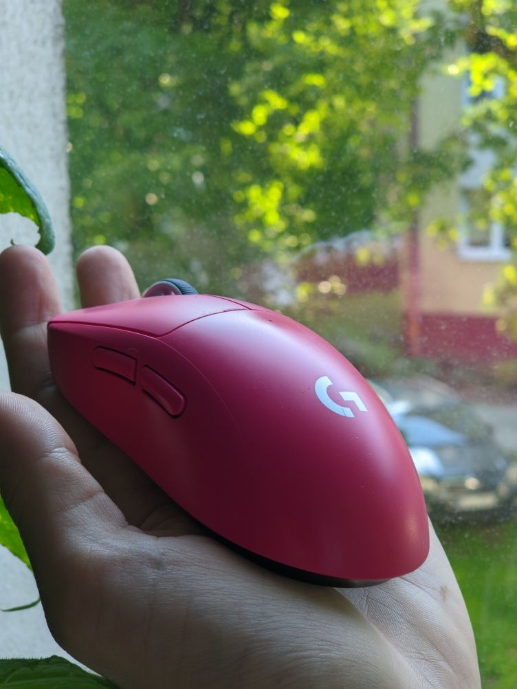 Custom Logitech Superlight 1 | Huano Silent (20m) | TTC Silver