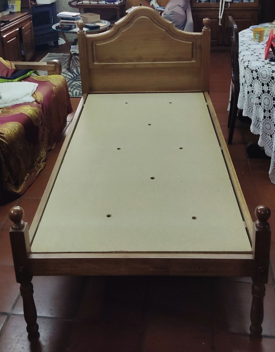 Cama de Solteiro