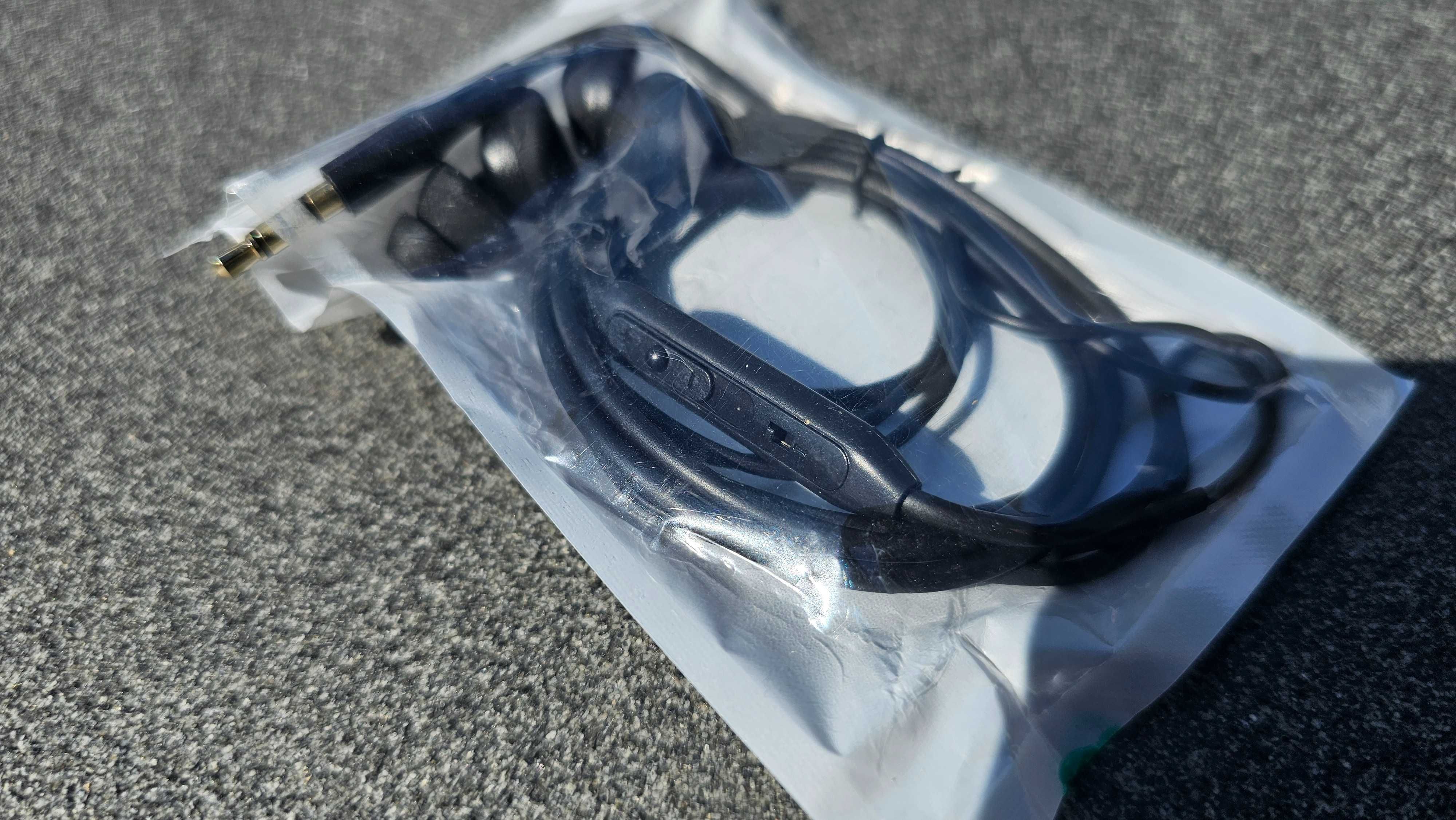 Słuchawki do telefonu z mikrofonem i regulacją głośności mini jack 3,5