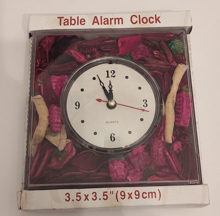 Zegar, budzik, ozdoba, kwiaty, prezent (G4)