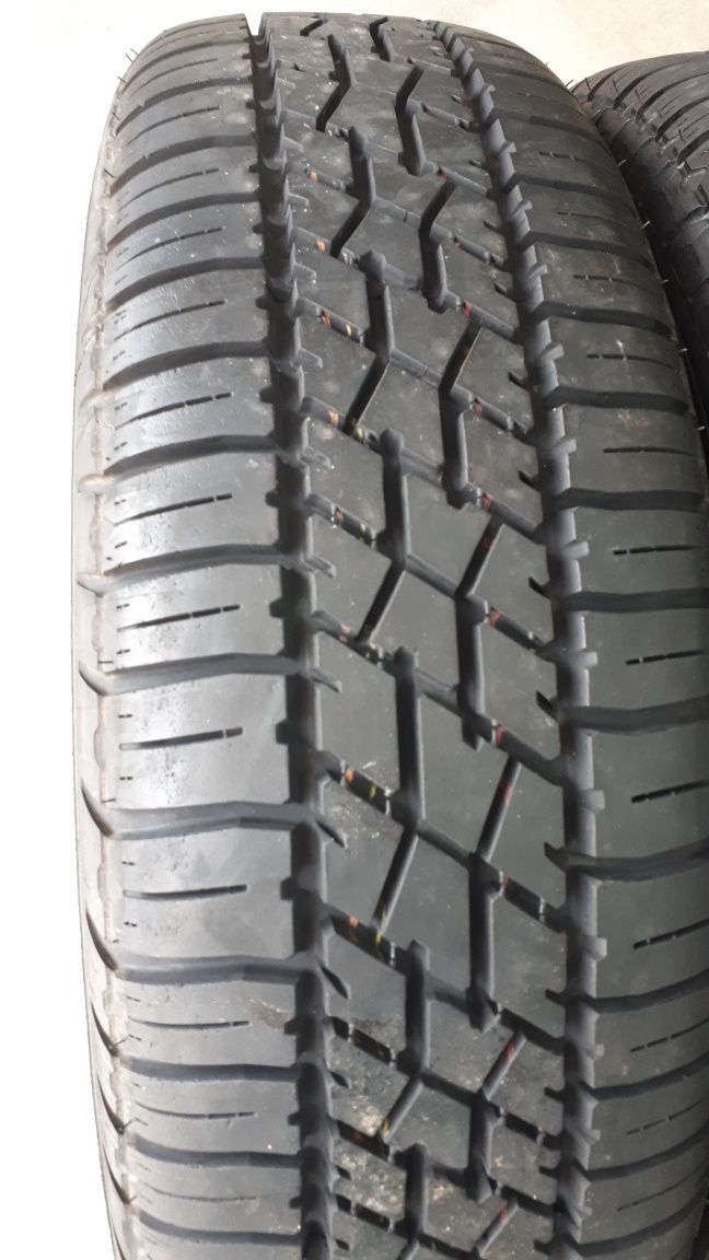 Dois pneus novos 185/70 14 Dunlop SP 9 p/ Renault Kangoo, Opel Corsa D