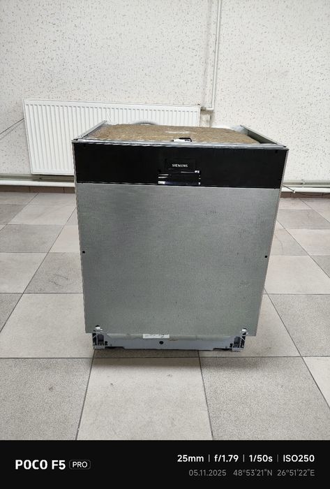 Посудомийна машина під вмонтування Siemens 60 см турбо сушка Zeolith