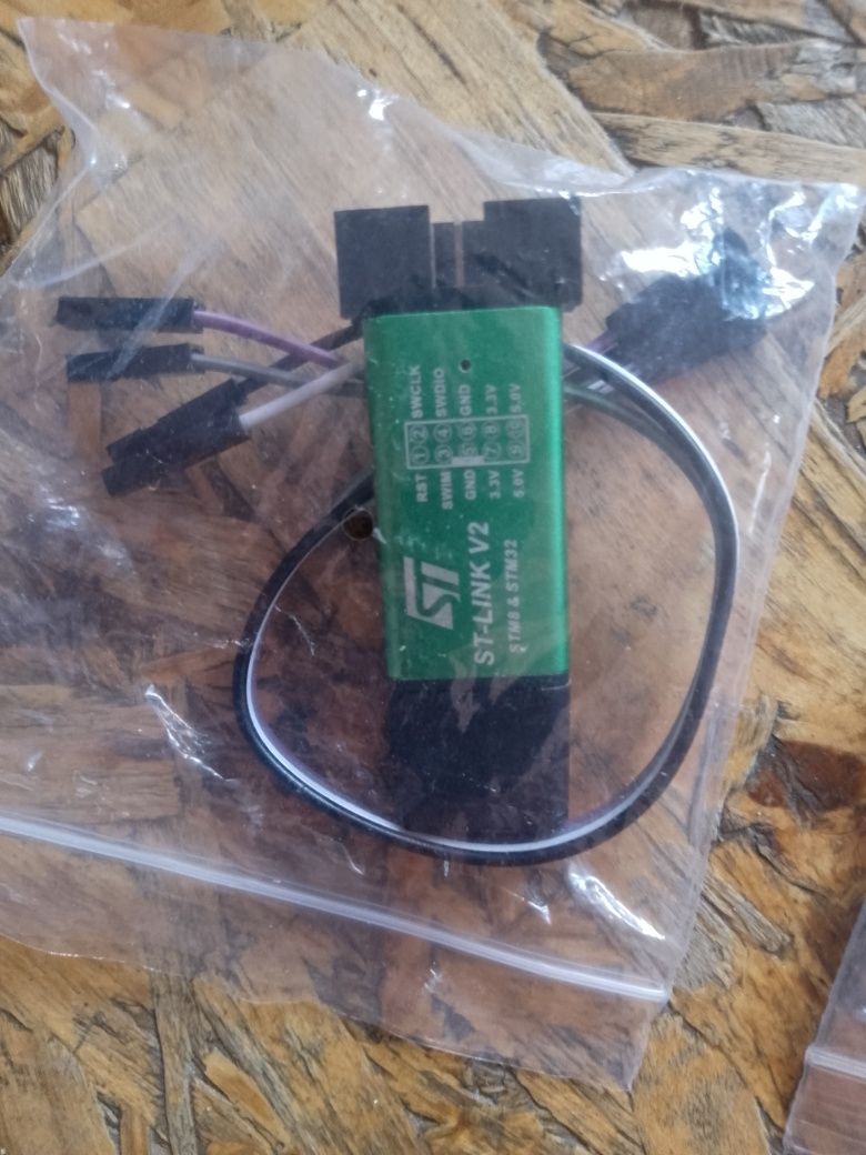 Продам STM 32 з програматором