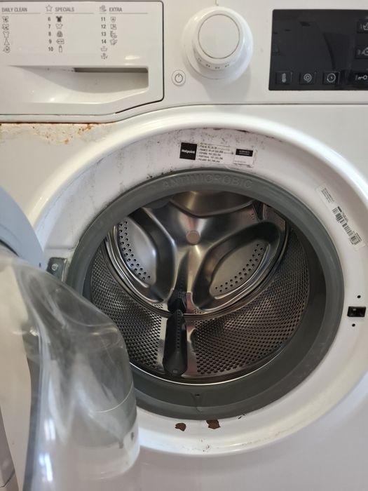 Máquina lava roupas marca Hotpoint - Ariston