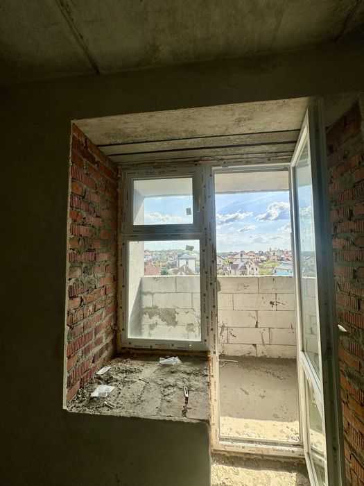 Продається 2км квартира, вул. Підгородня