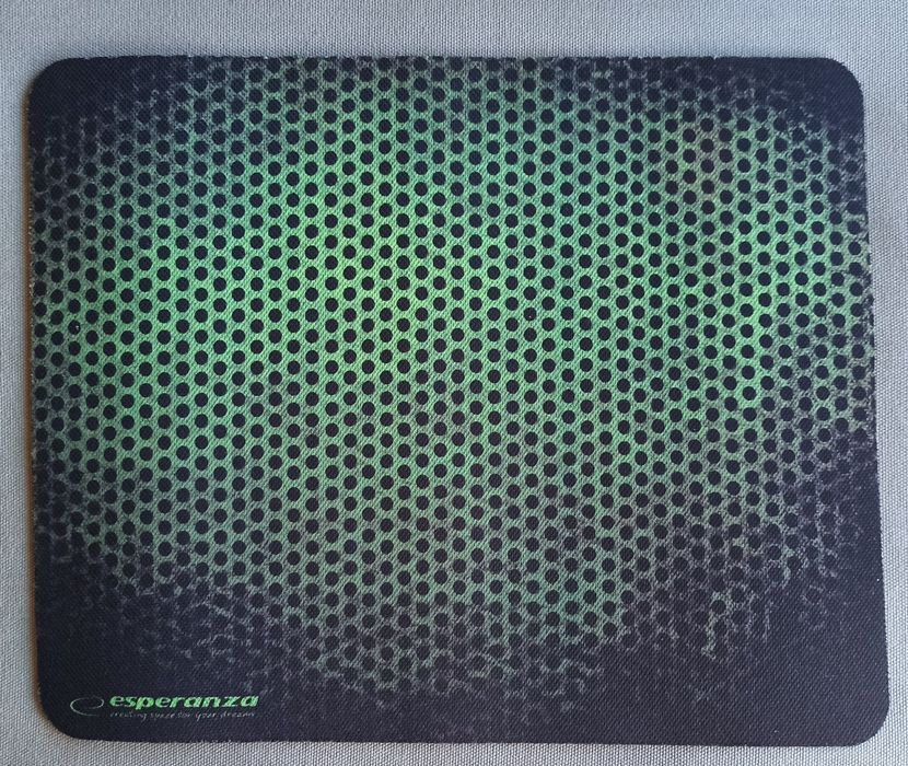 Gaming Mouse Pad M, New in Box (30x24)64550709504770122