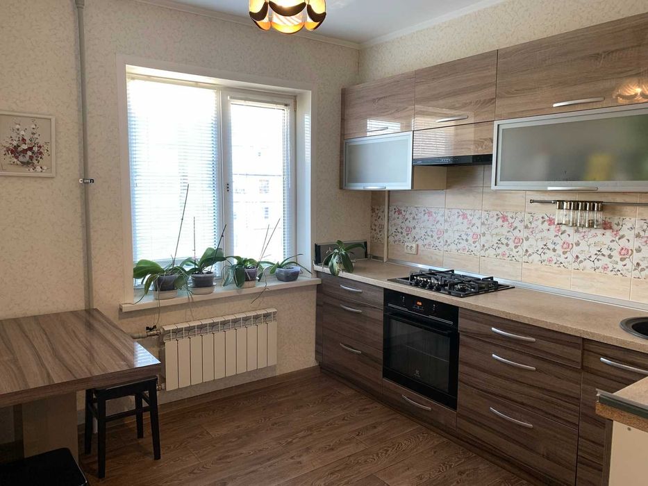 Терміново! Продаж 2-кмн квартири, Космос-Сіті (213-229-364)