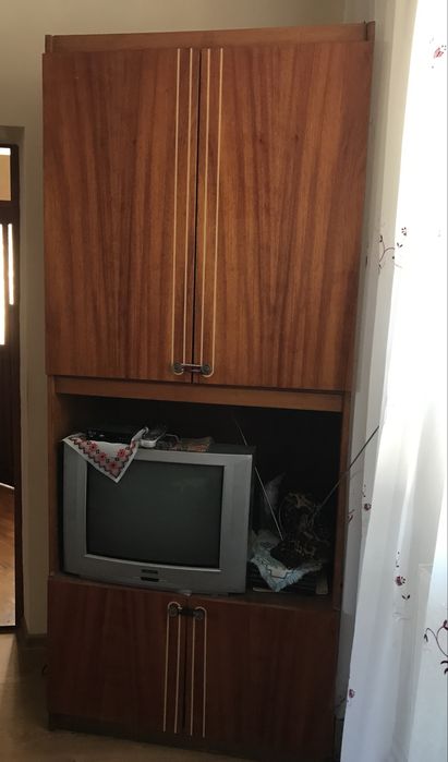 Шафа під телевізор