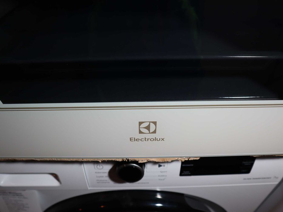 Outlet 340 zł taniej. Nowy piekarnik Electrolux EOA5220AOV z gwarancją