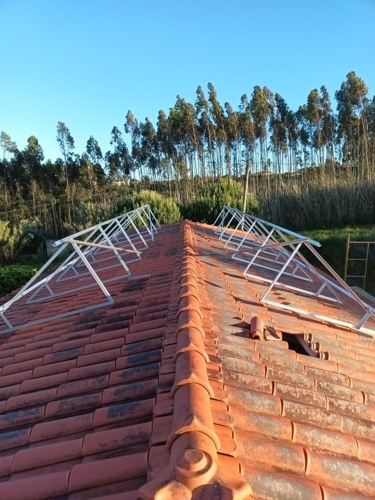 Triangulo paineis fotovoltaicos 30º triangulos estrutura solar