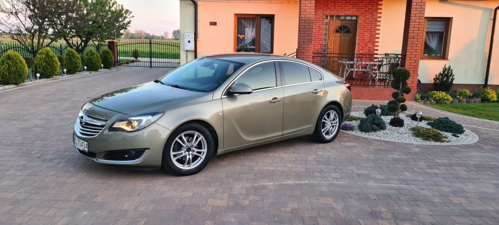 Opel Insignia 2.0 cdti SALON PL ! Bezwypadkowy ! Lakier 100% oryginał