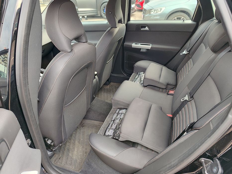 Volvo V50 2,0 D3 автомат 2012рік з Швейцарії