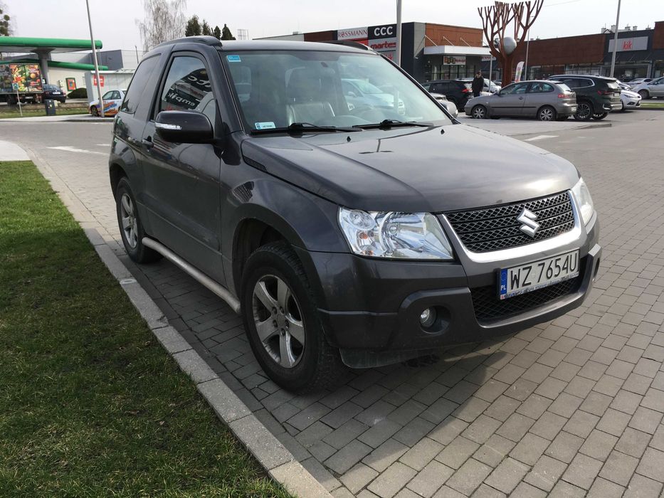 Suzuki Grand Vitara 3D, 2,4l benzyna