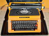 Maszyna do pisania Silver Reed 500