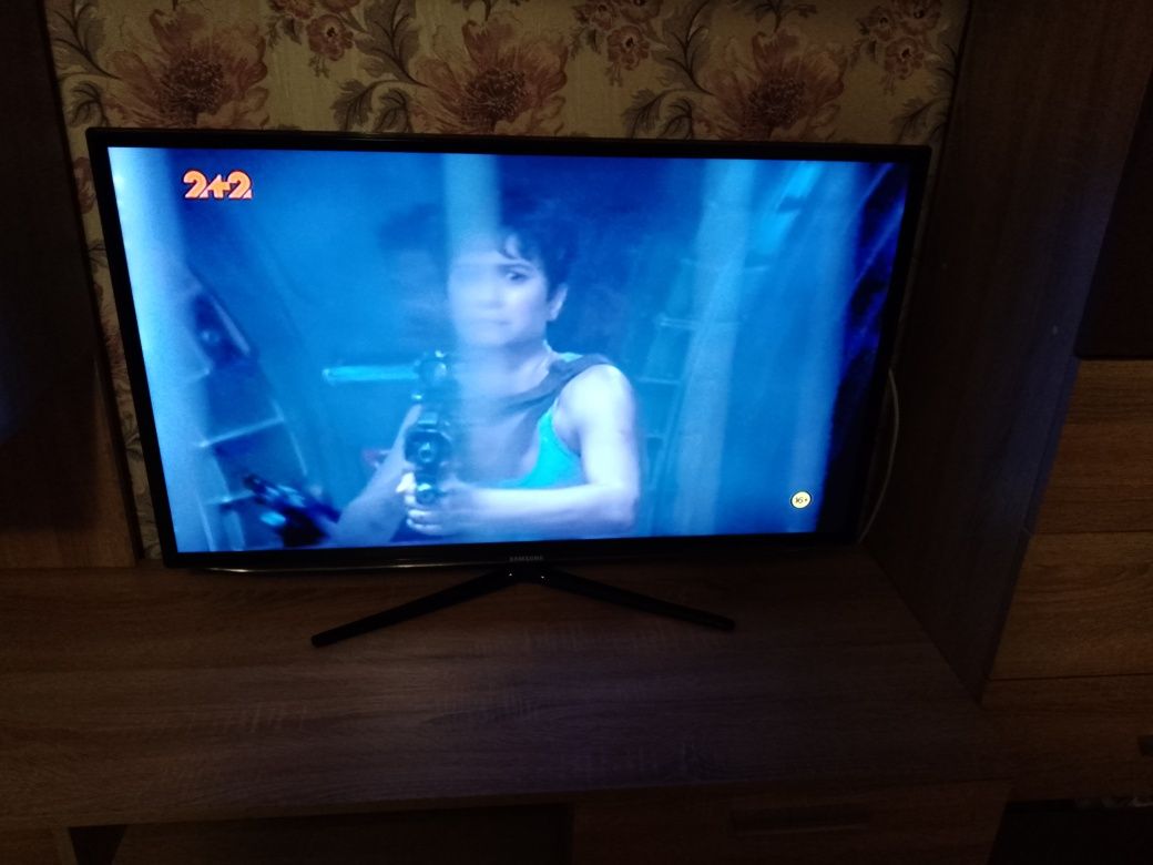 Телевизор Samsung 40дюймов