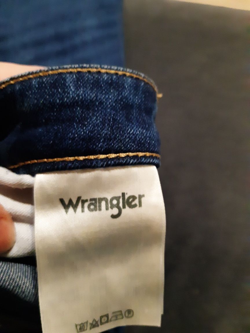 Jeansy Spodnie Wrangler damskie 31/30 slim