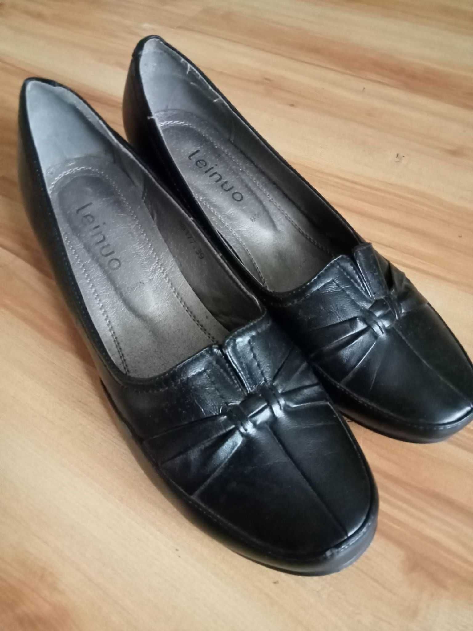 Туфлі жіночі чорні