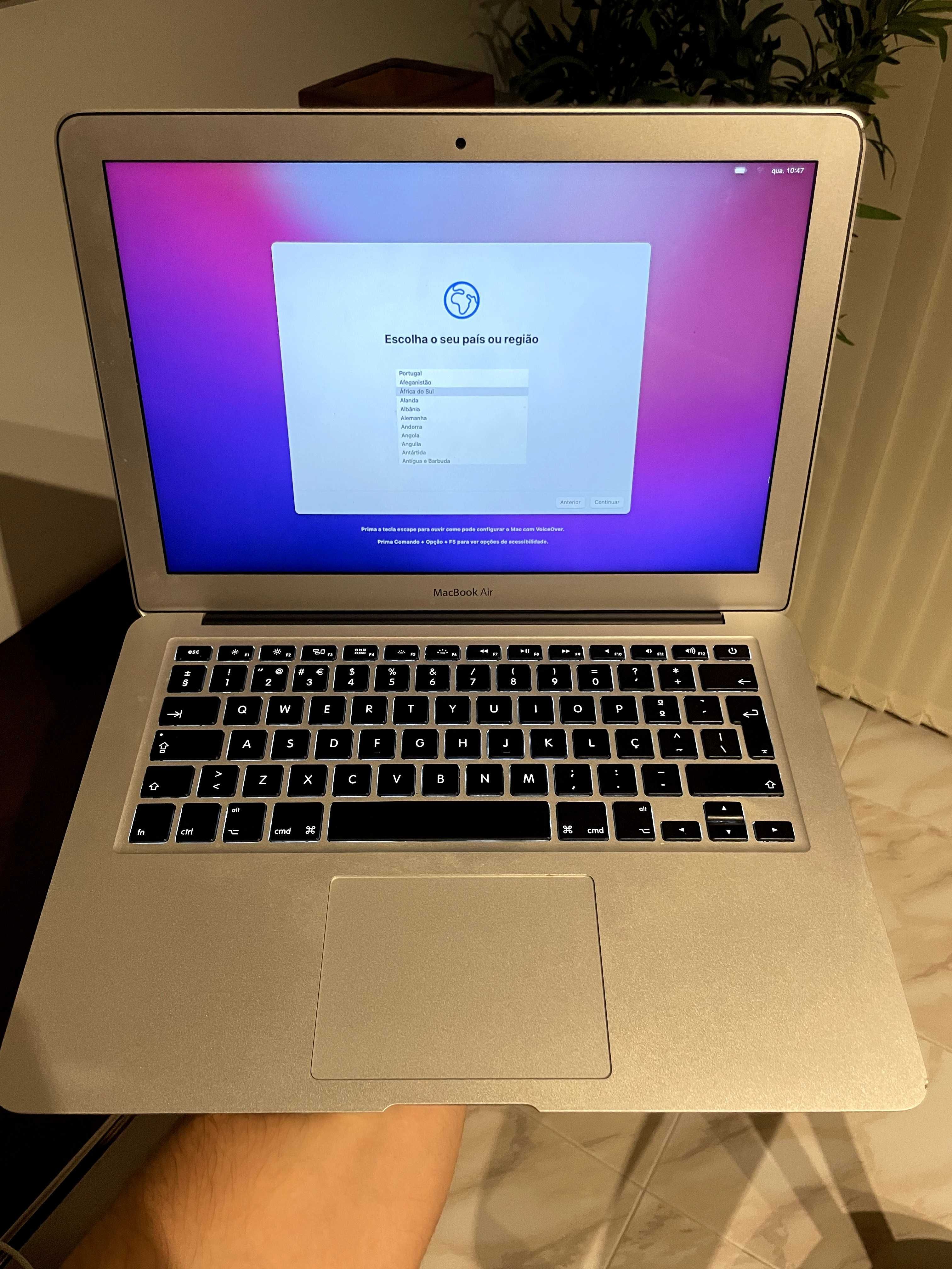 MacBook Air 13,3'' 2017, Intel Core i5, 8GB de SDRAM, SSD de 128 GB