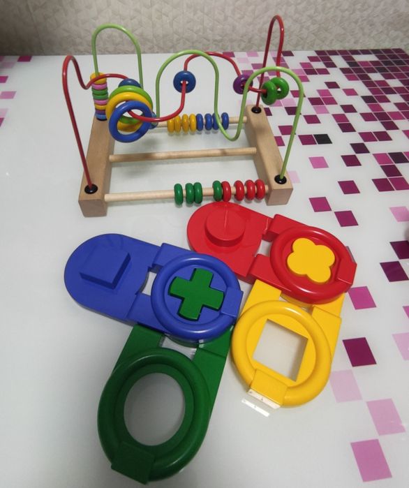 Бізікуб/мультибокс, розвиваючі іграшки