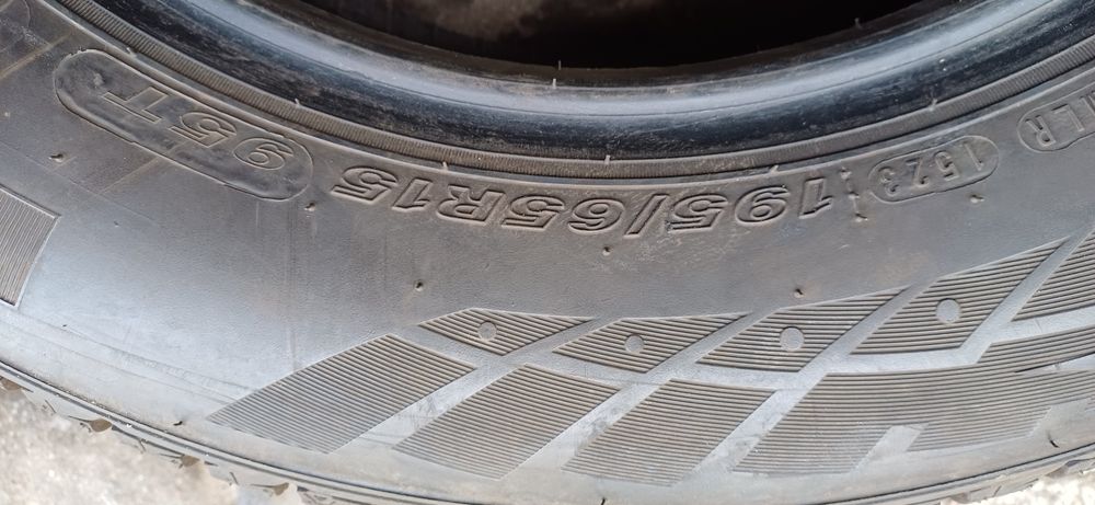 NEXEN 195/65R15 95T , pojedyńcza opona zimowa.