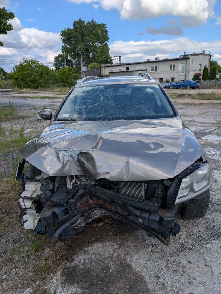 Volkswagen Passat B7 2011r. 2.0TDI Highline 4 Motion manuał uszkodzony