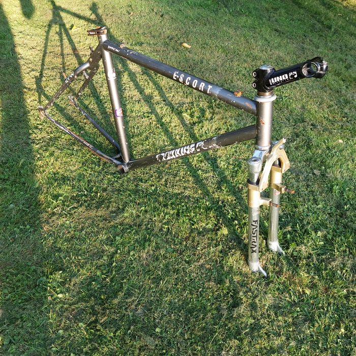 Frameset Rama roweru TrekingFox Escort Cr-Mo / Fastrax r. 17,5" Retro