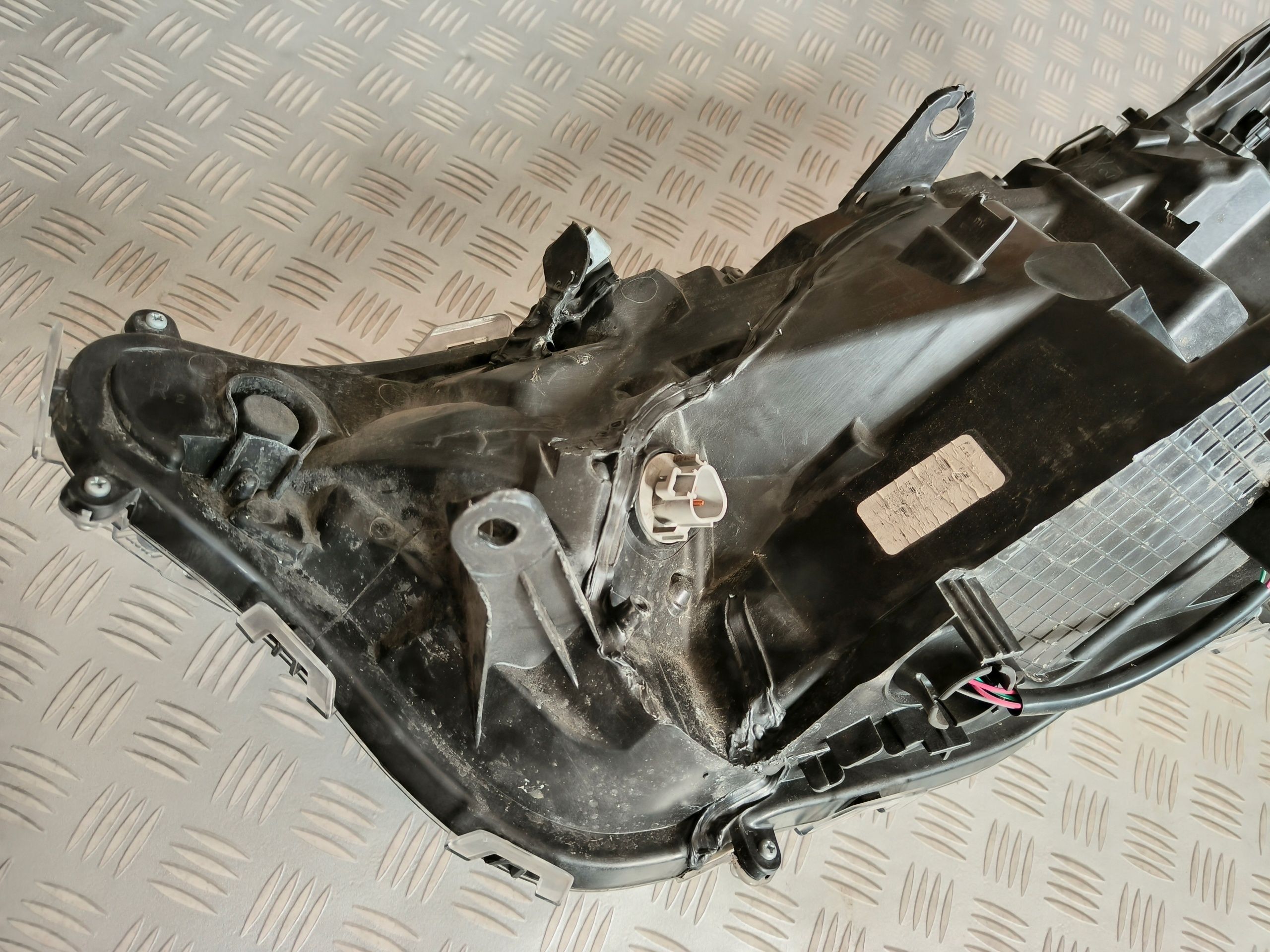 Toyota Reflektor Lampa Full Led Prawa Jasna Usa
