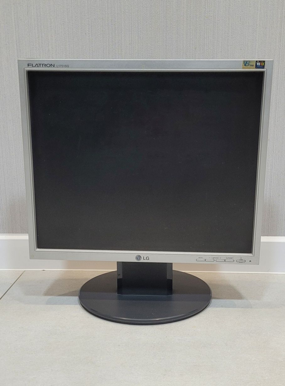 Монитор LG FLATRON  L 1751 sq