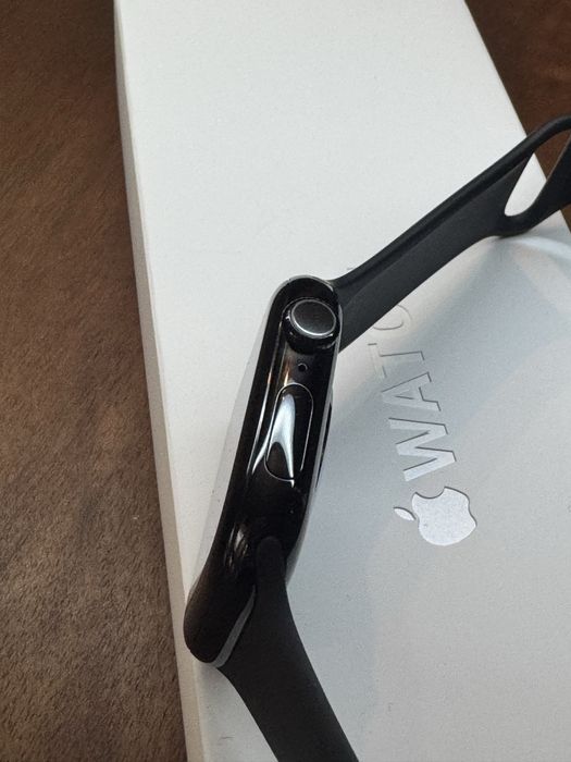 Apple Watch Series 10 GPS 46mm – Como Novo