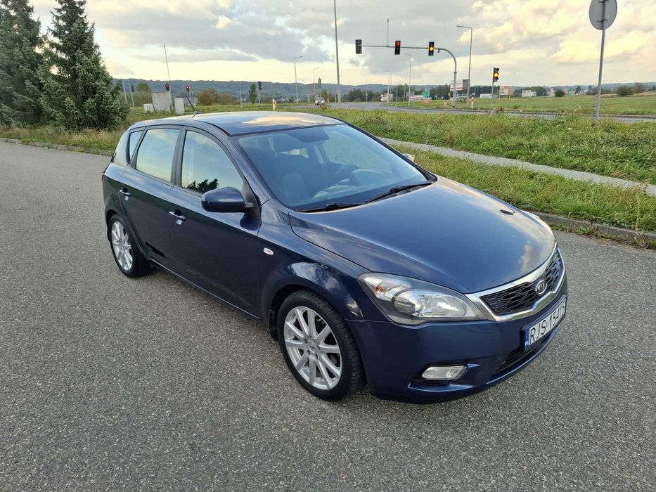 Kia Ceed Lift 1.6 Benzyna 126KM 2010r Klima 6 Bieg Alu