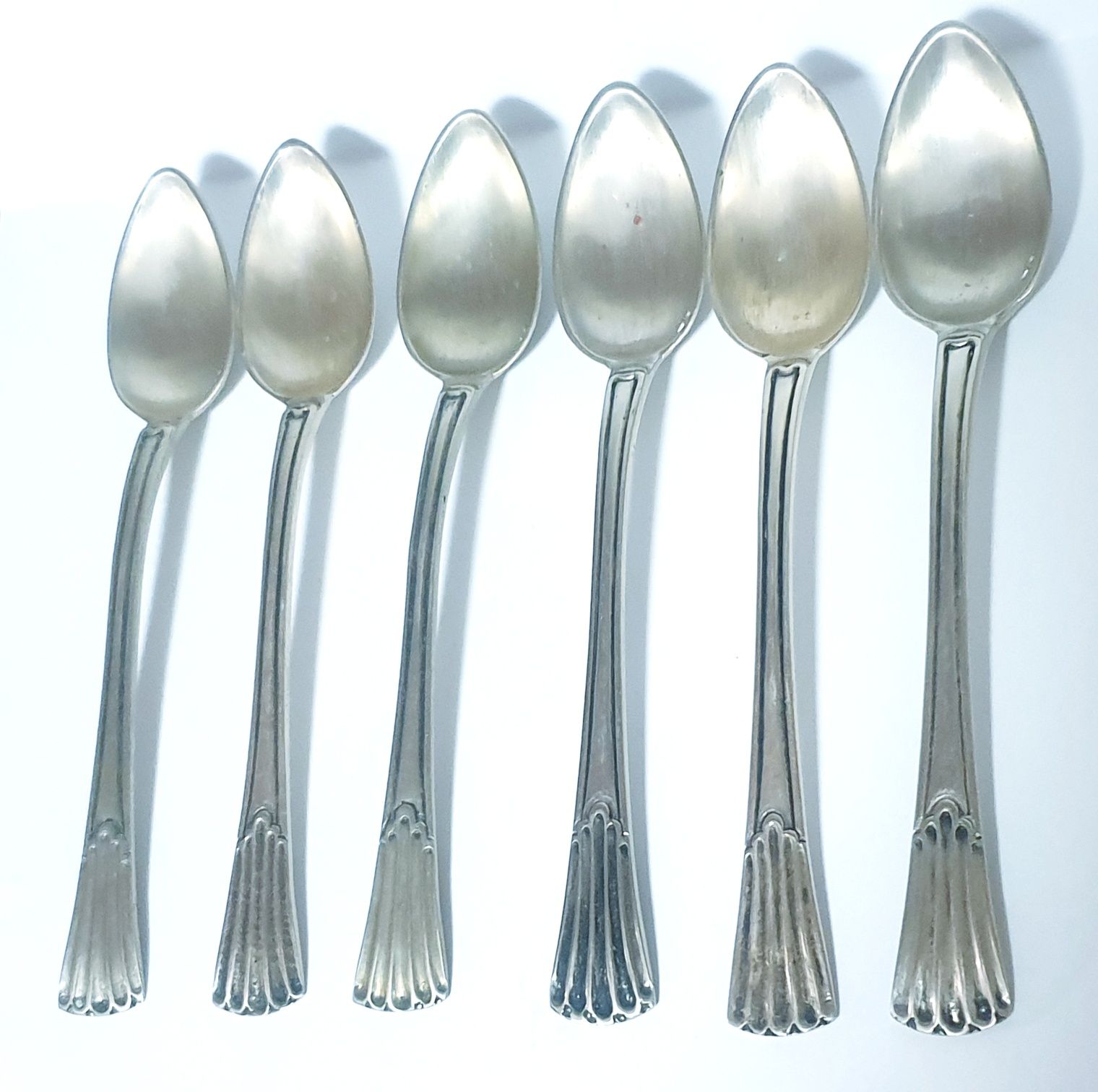 conjunto de 6 antigas colheres de chá/sobremesa em prata co