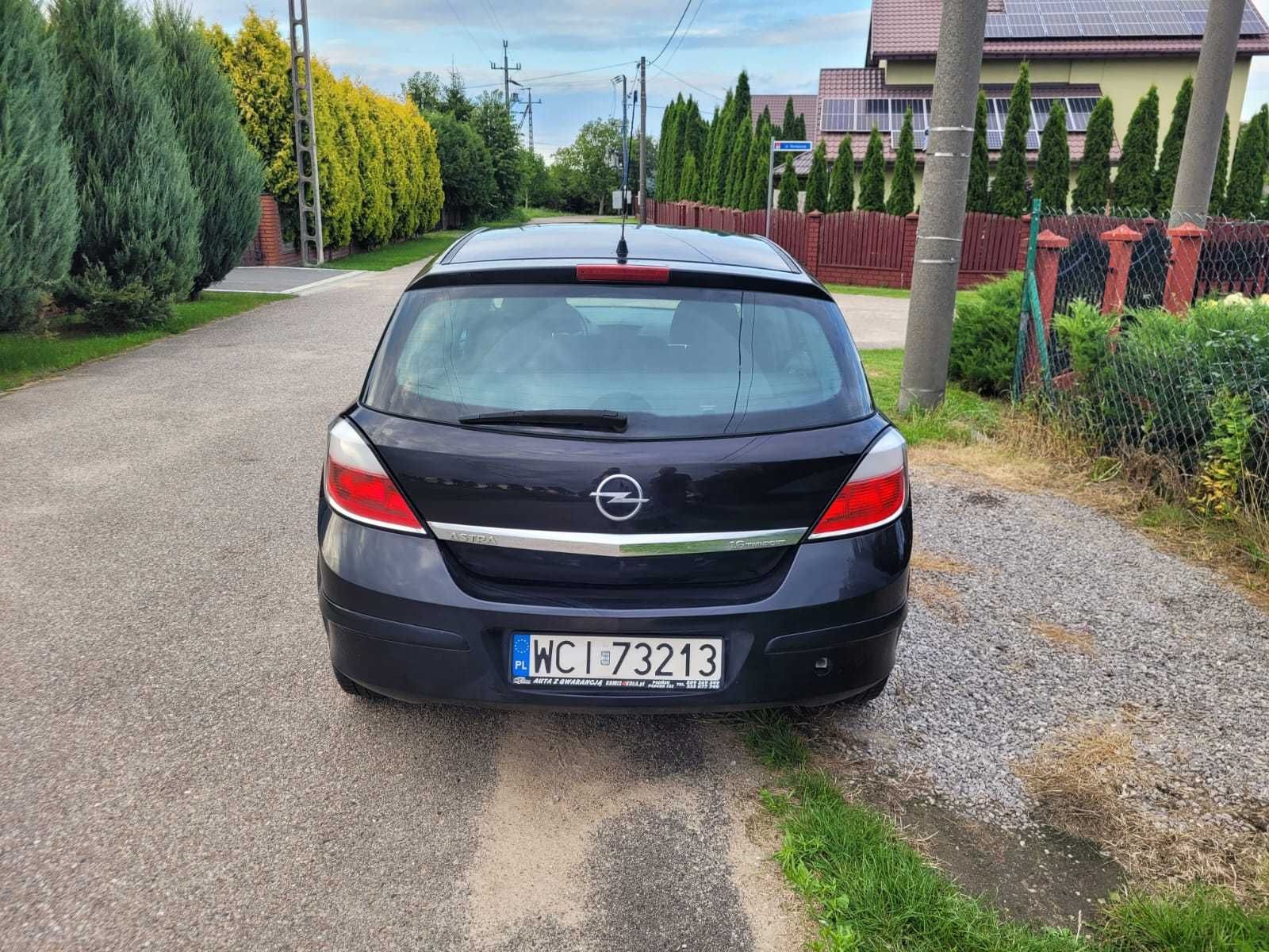 Opel Astra H 1.6 105kM