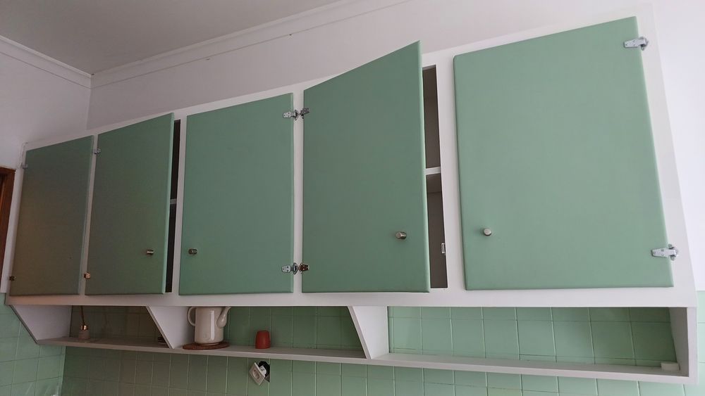 Ofereco ate dia 9 - móveis de cozinha + bancada marmore - urgente