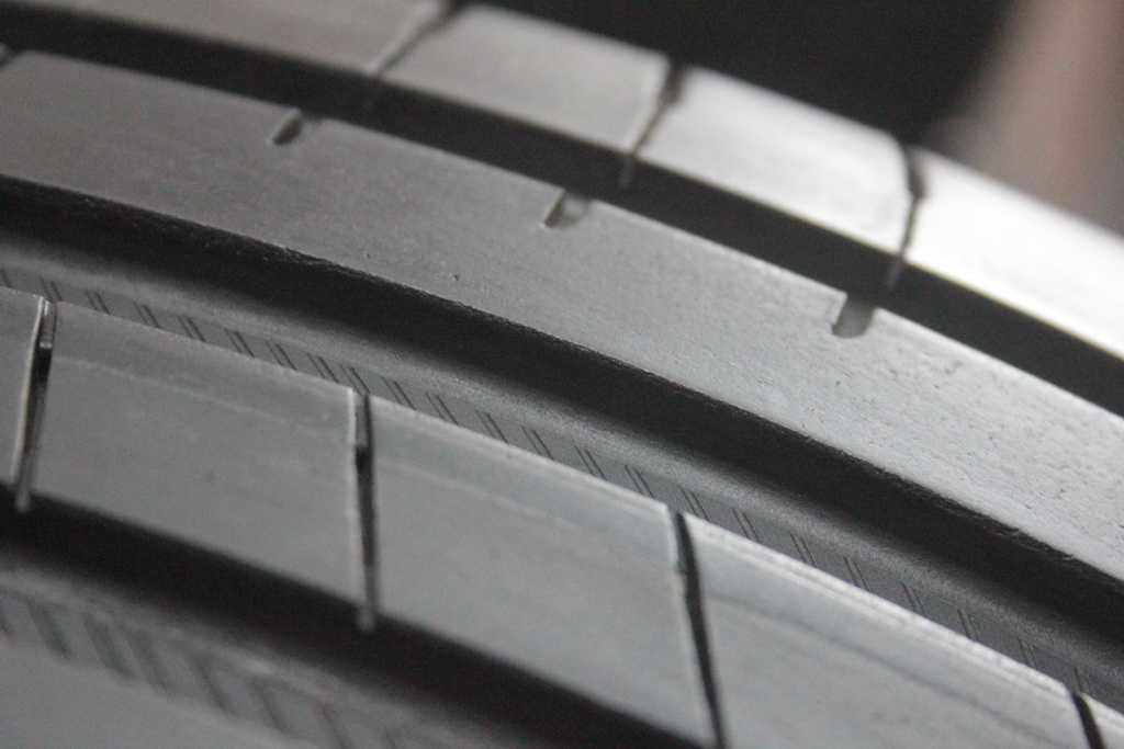 275/35/19 245/40/19 Goodyear F1 Asymmetric 3 275/35 R19 245/40 R19