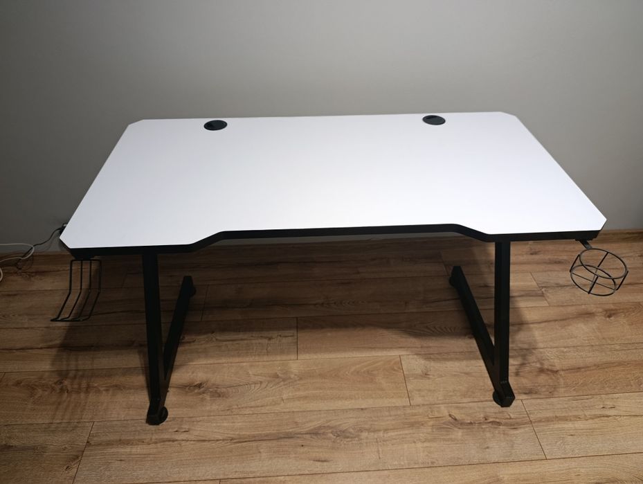 Biurko gamingowe huzaro