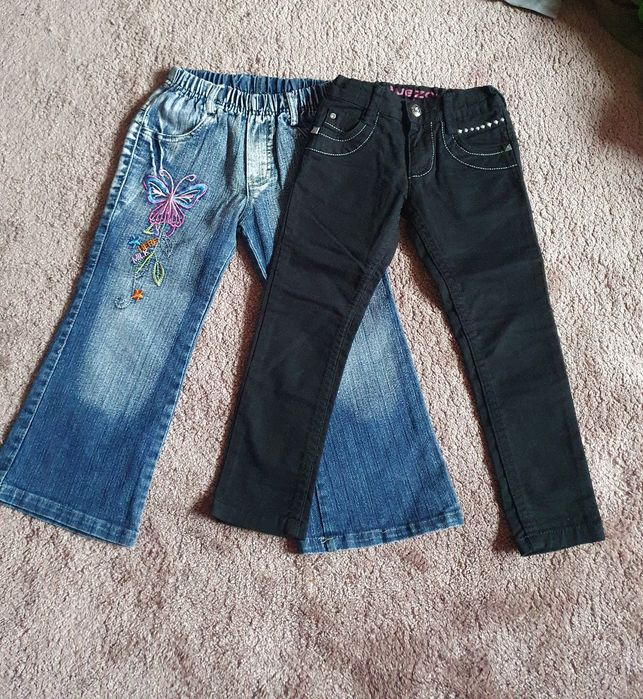 Spodnie jeansowe 4-5 lat