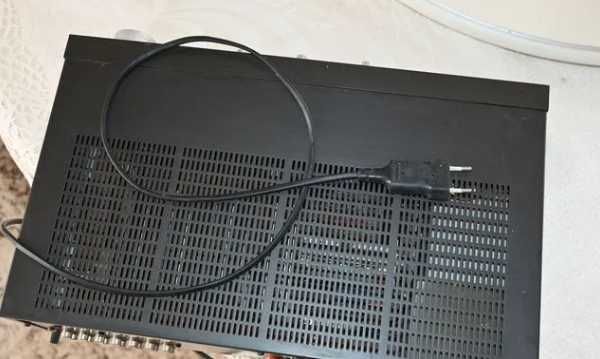 Wzmacniacz Technics SU-V303