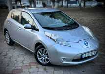 Nissan leaf 2013 101 т.км зап ходу 130-140 км один власник рідна фарба