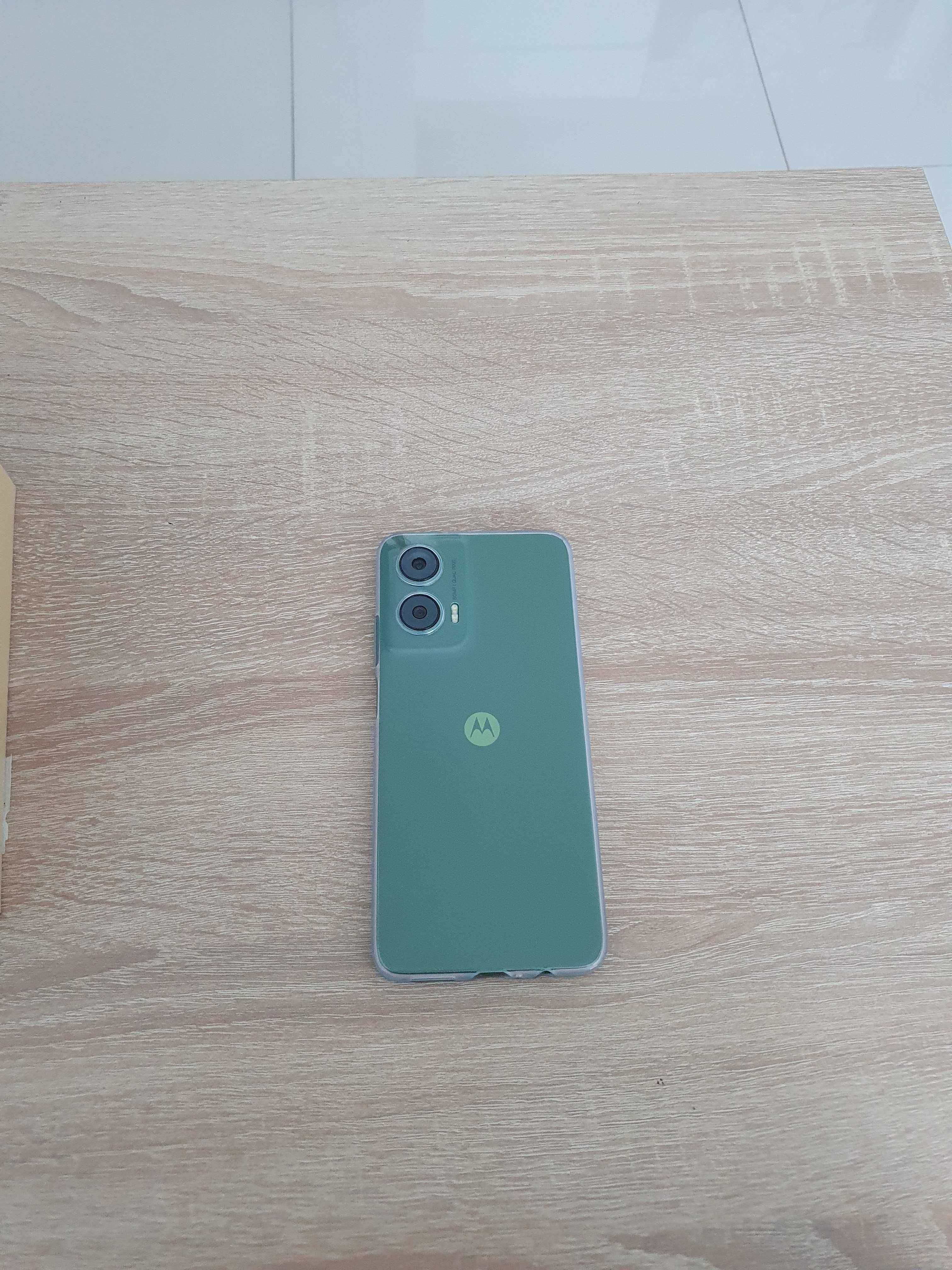 Nowa Motorola Moto G 35 8/128 5G zielona, cały zestaw + gwarancja
